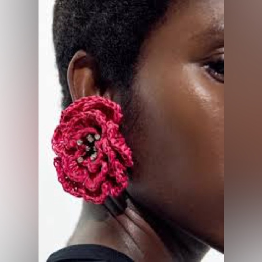Zara Vibrant Pink Crochet Flower Earrings NWT